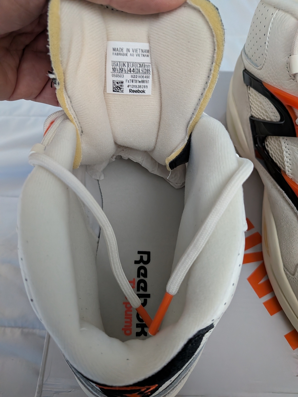 Reebok Question Pump Mid. - Picture 5 of 13